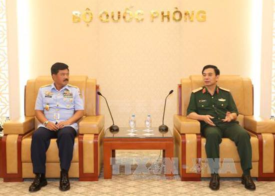 Trung tướng Phan Văn Giang tiếp Tham mưu trưởng Không quân Indonesia ảnh 1